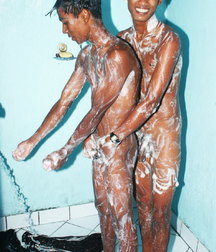 showering with a friend 5e0641191fe33.jpg