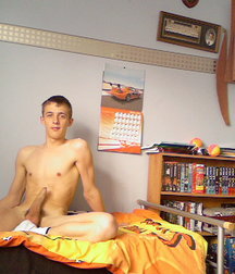 cute, naked and perfect 5e08daa78427e.jpg