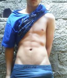 swells in his underwear 5e0dfaca38a4a.jpg
