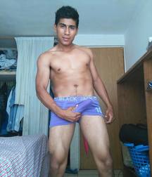 swells in his underwear 5e0dfaf5ebc7c.jpg