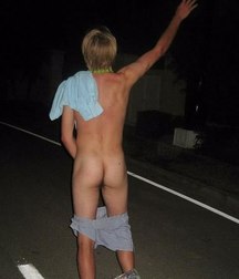 hitchhiking is dangerous  5e0f5c7b4ab9f.jpg