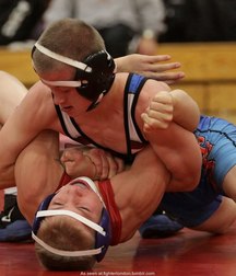 wrestlers boys 5e0f5ce492972.jpg