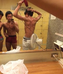 a selfies with friends amateur boys 5e10c1e58602c.jpg
