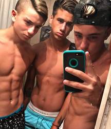 a selfies with friends amateur boys