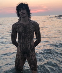 naked but covered in mud 5e1360339d1e5.jpg