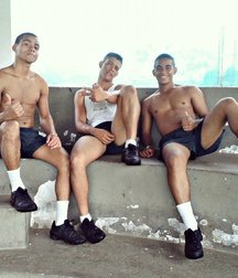 Brazilian straight guys 5e1361e1dff3f.jpg