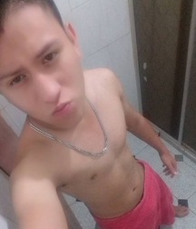 take off that towel amateur twinks 5e14ac2d9f23f.jpg