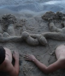 fun games with the sand 5e179b86177d9.jpg