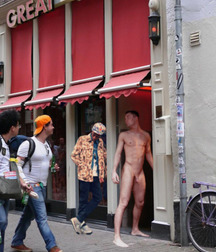 shopping mall gay boys porn 5e179c0e5b8ad.jpg