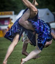 Scottish boys like the skirt straight twinks 5e1a0e070fac3.jpg