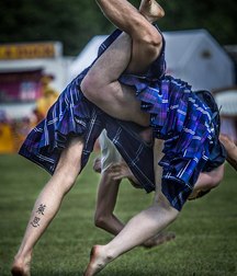 Scottish boys like the skirt straight twinks 5e1a0e174c533.jpg