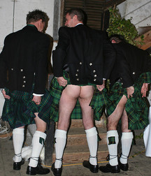 Scottish boys like the skirt straight twinks 5e1a0e38d3fa5.jpg
