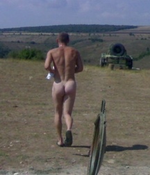 running naked in total freedom 5e1b64d81930a.jpg