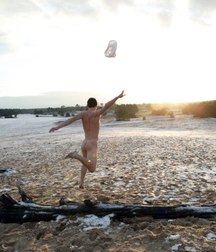 running naked in total freedom 5e1b64e171c69.jpg