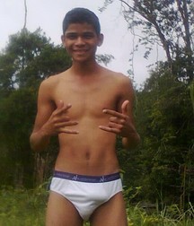 I only use white underpants 5e1de75733c0d.jpg