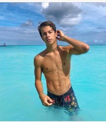 boys, boys, boys 5e1dea641188e.jpg