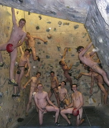 funny straight boys  naked 5e261a4c726cf.jpg