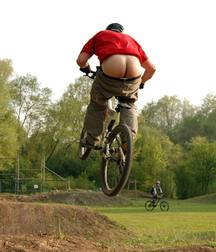 naked cyclists 5e261b5eeb1c1.jpg