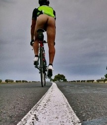 naked cyclists 5e261b7c232cb.jpg
