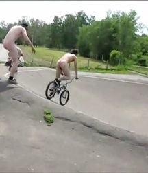 naked cyclists 5e261b811683b.jpg