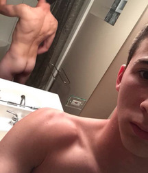 selfies and asses 5e2b59c505d0b.jpg