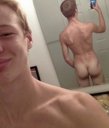 selfies and asses 5e2b59d23d524.jpg