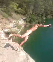 dive into freedom 5e2f3a292e305.jpg