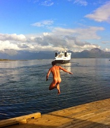 dive into freedom 5e2f3a370840c.jpg