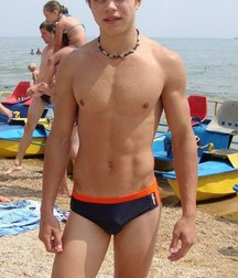 speedo boys 5e2f3d5d1fc8c.jpg