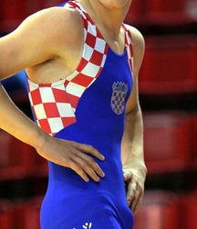 fight and wrestlers 5e3310e179d94.jpg