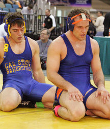 fight and wrestlers 5e331110115e7.jpg
