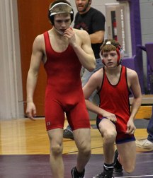 fight and wrestlers 5e331122bdb18.jpg