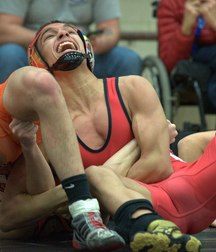 fight and wrestlers 5e331131c4cbf.jpg