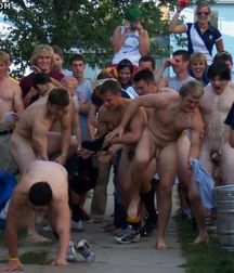 the fun nudity of straight boys 5e33116a29c3a.jpg