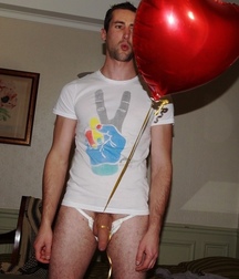 the fun nudity of straight boys 5e3311936b827.jpg