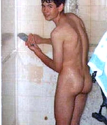 spying on the boys in the shower 5e3312cea5e6b.jpg