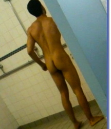 spying on the boys in the shower 5e3312ecac227.jpg