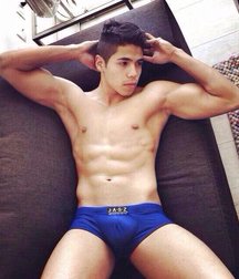 the boys in their underwear 5e34818257ea3.jpg