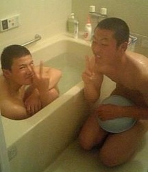 the boys in the bathroom 5e34826fc05d3.jpg