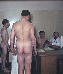 the recruits to the medical examination 5e3482ee1524b.jpg