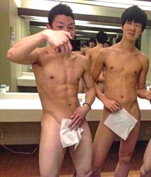 funny straight boys 5e35ca95e0827.jpg