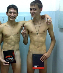 funny straight boys 5e35caa525bd4.jpg