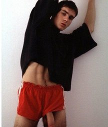when it is large, it comes out of underwear 5e3b1704c0c22.jpg
