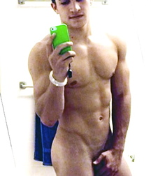 shy but sexy 5e3b175c3d99d.jpg
