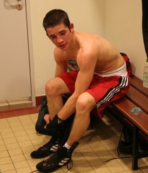 this happens in the locker room 5e419c8dbe0bb.jpg