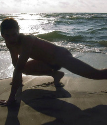 on the beach naked 5e44510be15c8.jpg