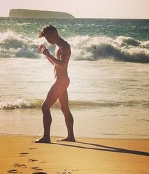 on the beach naked 5e4451348cede.jpg