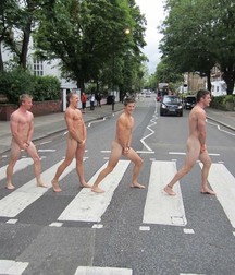 funny nudity 5e45a0e43a45d.jpg