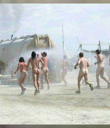 funny nudity 5e45a0fc089af.jpg