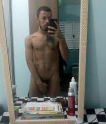 selfies naked but with discretion 5e45a2539f1a5.jpg